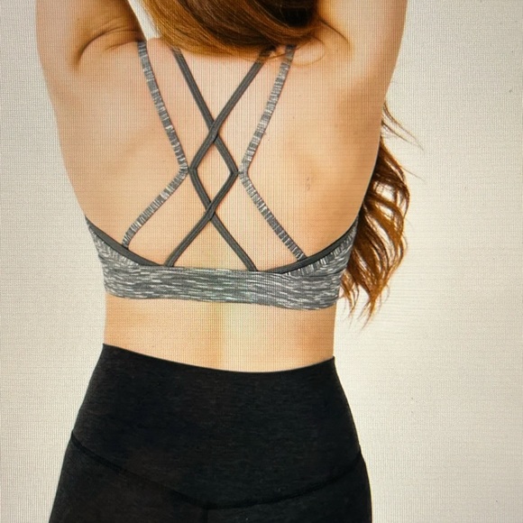 Zyia Actively Sage Luxe Strappy Bra size Medium - Picture 5 of 5